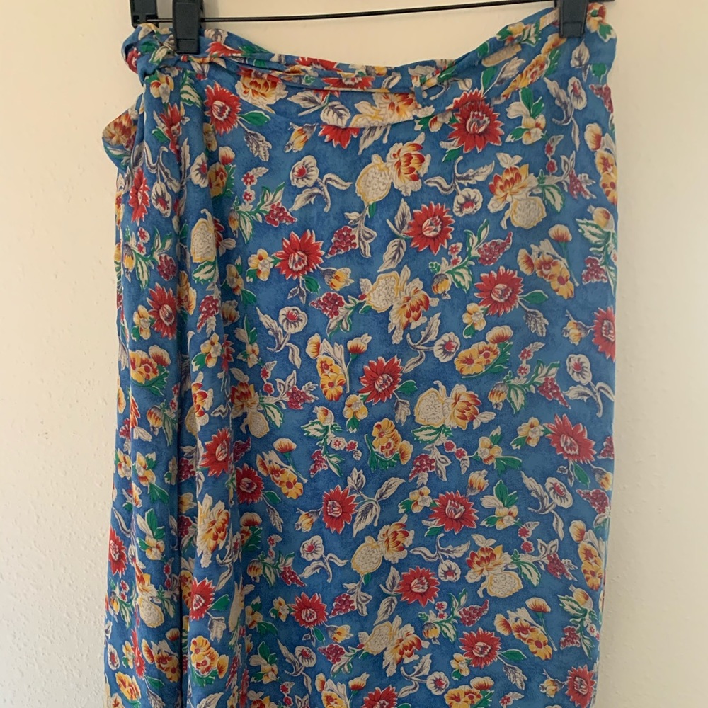 Wrap Around floral print Ralph Lauren skirt
